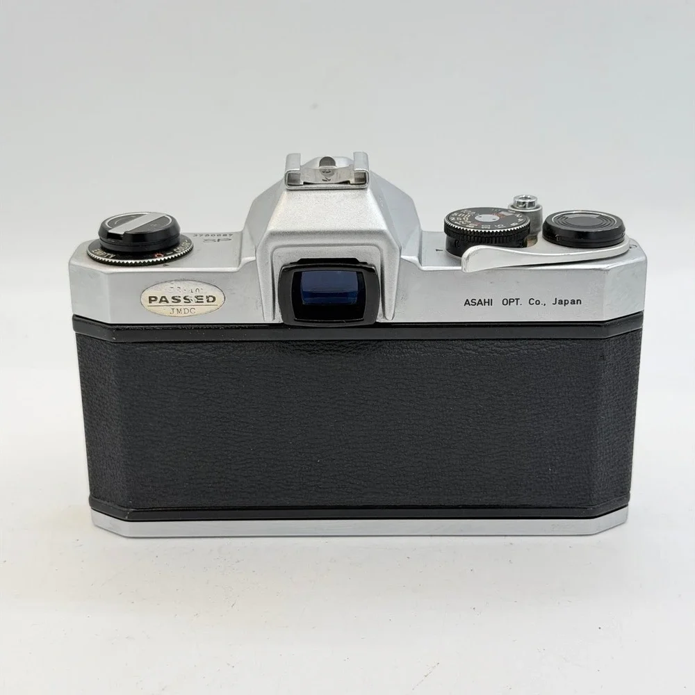 Asahi Pentax Spotmatic SP 35mm SLR Film Camera Body Silver Black Vintage Japan